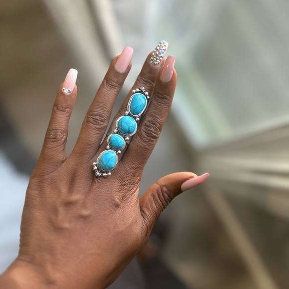Turquoise ring statement ring - Picture 9 of 9